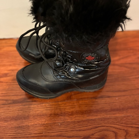 FUR LINED SNOWBOOTS - Picture 2 of 3